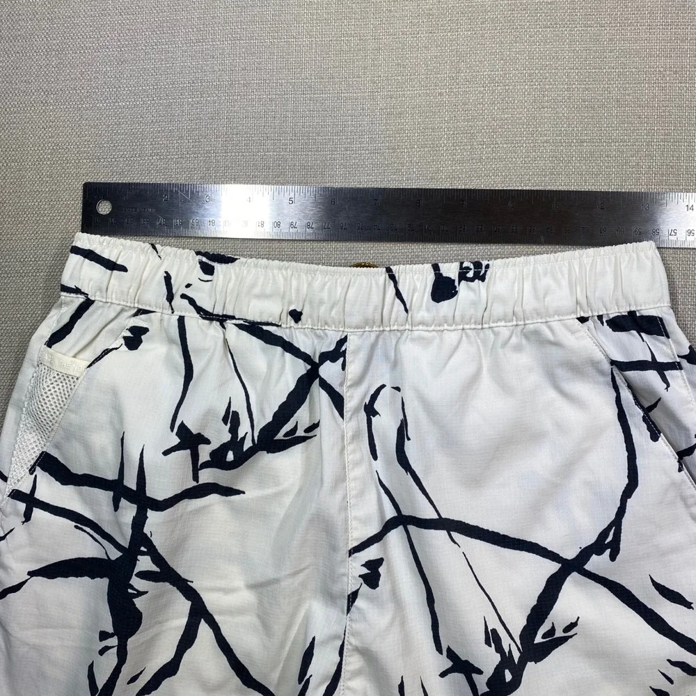 The North Face Womens Class V Pathfinder Shorts White Black Abstract Size Small